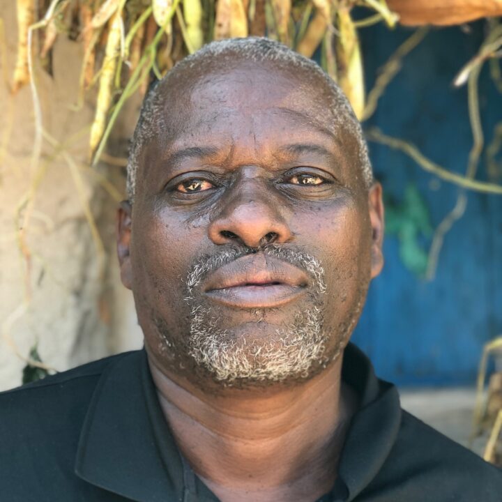 Augustin Sindambiwe 2 x E1000 Scholing en werkgelegenheid in het dorp
